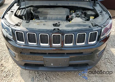 2019 Jeep Compass Latitude from USA, damaged, VIN 3C4NJDBB1KT776412